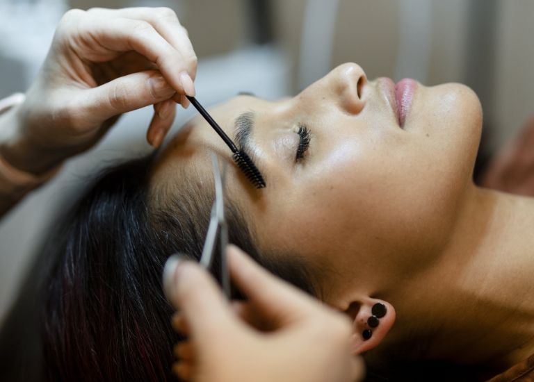 top 5 tips for youthful eyebrows - eyebrow grooming
